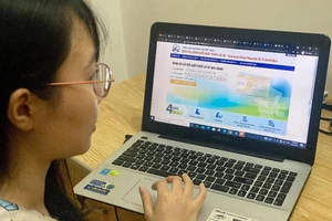 TP.HCM tạm ngưng cấp đổi bằng lái xe trực tiếp, chỉ nhận online