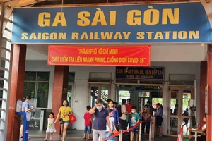 Ngành đường sắt tổ chức các đoàn tàu đưa người dân về quê 