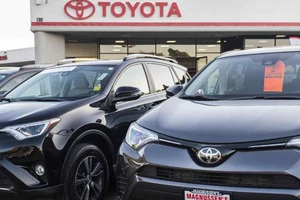 Mẫu xe đa dụng này của Toyota đã giúp nhà sản xuất vực lại doanh số