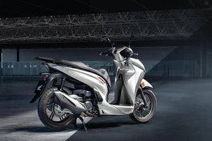 Khan hiếm hàng, Honda SH 350i đang bán giá chênh 'khủng' tới hơn 36 triệu đồng