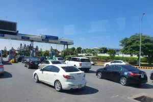 Hết hạn phí sử dụng đường bộ nhưng chưa hết hạn kiểm định, chủ xe cần làm gì?