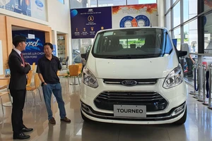 Bảng giá xe Ford tháng 5: Ranger và Everest tăng giá đến 12 triệu đồng