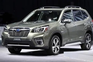 Đối thủ của Honda CR-V, Mazda CX-5 bất ngờ giảm giá đến hơn 250 triệu đồng