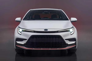 Ra mắt phiên bản 'xe lai' siêu tiết kiệm xăng