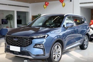 Ford giảm giá hàng loạt xe lên đến 73 triệu đồng