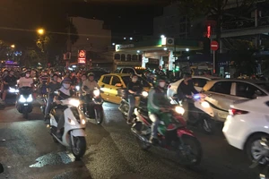 Từ vụ tai nạn xe Ferrari: Người lái xe ban đêm cần lưu ý điều này