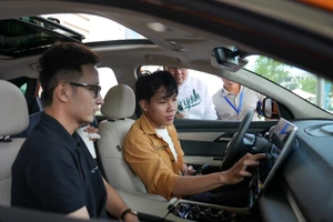 Trải nghiệm lái thử ô tô điện VinFast trên toàn quốc