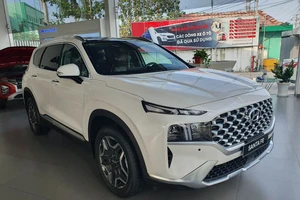 Loạt SUV giảm giá gần 200 triệu đồng để dọn kho