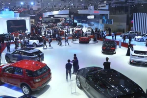 Những con số mới nhất báo hiệu khó khăn cho thị trường ô tô năm 2024