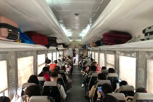 Tăng cường tàu từ Hà Nội đi Vinh, Thanh Hóa, Hải Phòng dịp tết Dương lịch 2024 