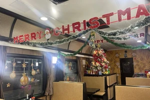 Khách đi tàu dịp Tết Dương lịch 2024 tăng mạnh, đường sắt tiếp tục bổ sung tàu