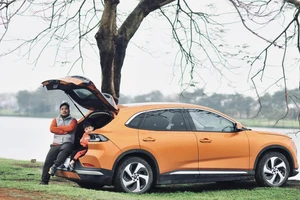 Đi xe điện 'một vốn bốn lời', càng đi càng rẻ?