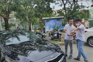 Thuê xe tự lái chở quá số người, theo quy định thì ai bị xử phạt?