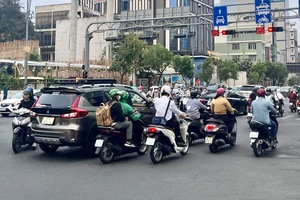 Kiểm định khí thải xe máy từ 2027 sẽ được gì và mất gì?