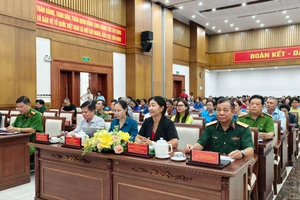 Công an TP.HCM chỉ cách nhận diện hình thức lừa đảo mới cho người dân phường Phú Nhuận