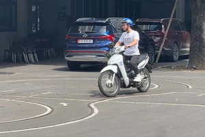 Quy định mới: Người học bằng lái xe máy phải tham gia đầy đủ thời gian học mới được thi sát hạch