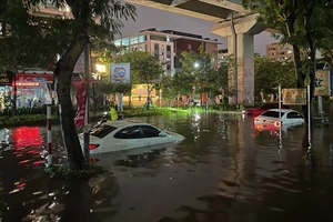 Sửa xe ngập nước hết hơn 50% giá trị: Chủ xe nên làm gì để không bị thiệt?