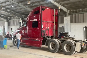 Doanh nghiệp vận tải tìm cách đáp ứng tiêu chuẩn khí thải mới nhưng hợp 'túi tiền'
