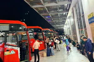 Doanh nghiệp vận tải rục rịch thông báo tăng giá cước