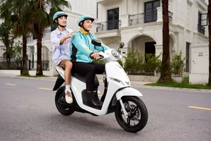 VinFast miễn phí thuê và đổi pin 3 năm cho tài xế Xanh SM Bike