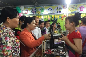 Khai mạc "Tân Bình-Phiên chợ khuyến mãi 2016"