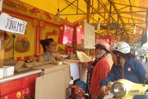 Giá bánh Trung thu tăng nhẹ