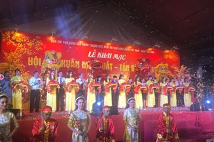 Quận Tân Bình khai mạc Hội chợ xuân 2018 