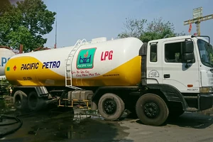 Giá gas tiếp tục đồng loạt giảm mạnh 13.000 đồng/bình