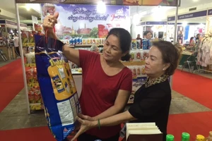 Nhiều đặc sản Lào, Thái Lan, Campuchia... hội tụ về TP.HCM 