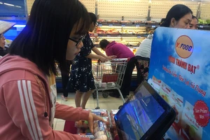 Khập khiễng khi so sánh giá mua ở siêu thị với chợ