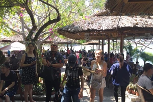 'Tôi xin nói không có tour nào là 0 đồng cả'