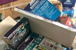 Phát hiện 2.500 hộp thuốc Trung Quốc nghi cường dương 
