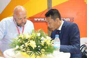 Hàng ngàn cuộc 'hẹn hò' tại hội chợ du lịch TP.HCM