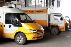 Bưu điện TP.HCM tham gia hỗ trợ công nhân