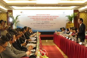 Nhà đầu tư Nhật hết phàn nàn về phí 'gầm bàn', bôi trơn