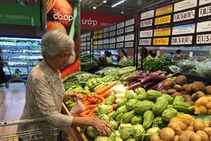 'Đau đầu' với cà rốt Trung Quốc đội lốt cà rốt Đà Lạt 