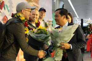 Đoàn khách quốc tế từ Nhật, Pháp xông đất TP.HCM