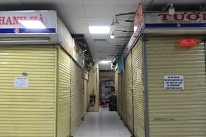 Chợ An Đông hỗ trợ tiểu thương vượt qua COVID-19