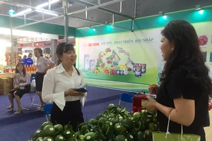 76% người Việt thích mua hàng nội sau dịch COVID-19