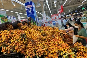 Trong 2 ngày 1 hệ thống bán lẻ tiêu thụ 3 tấn vải thiều