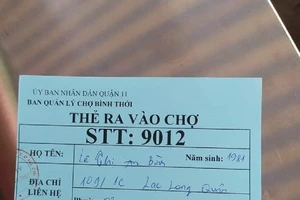 Chợ đầu tiên ở TP.HCM phát thẻ ra vào có mã QR cho khách hàng