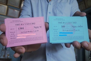 Chợ Võ Thành Trang phát 1.500 thẻ đi chợ theo ngày chẵn, lẻ