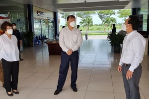 Sớm mở điểm tập kết hàng hóa chợ đầu mối, giảm tải cho siêu thị