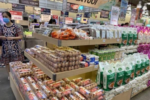 Tìm shipper khó khăn, siêu thị ngừng nhận đơn online