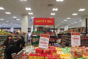 Đề xuất cho phép siêu thị, shipper hoạt động từ 6 đến 21 giờ