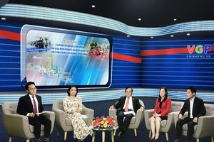 'Chúng ta mong muốn đón Việt kiều về nhưng hãy chỉ cách về'