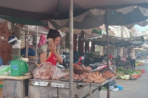 Hoa không ế, không phải bán đổ bán tháo dịp Tết 