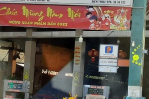 Hàng loạt đại lý 'cửa đóng then cài' vì lỗ, hết xăng