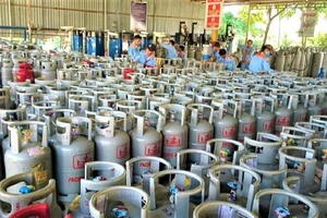 Giá gas tháng 5 quay đầu giảm mạnh đến 31.000 đồng/bình