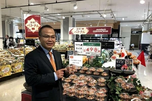 Vải thiều Bắc Giang bày bán siêu thị Nhật Bản. ẢNH: V.THỌ